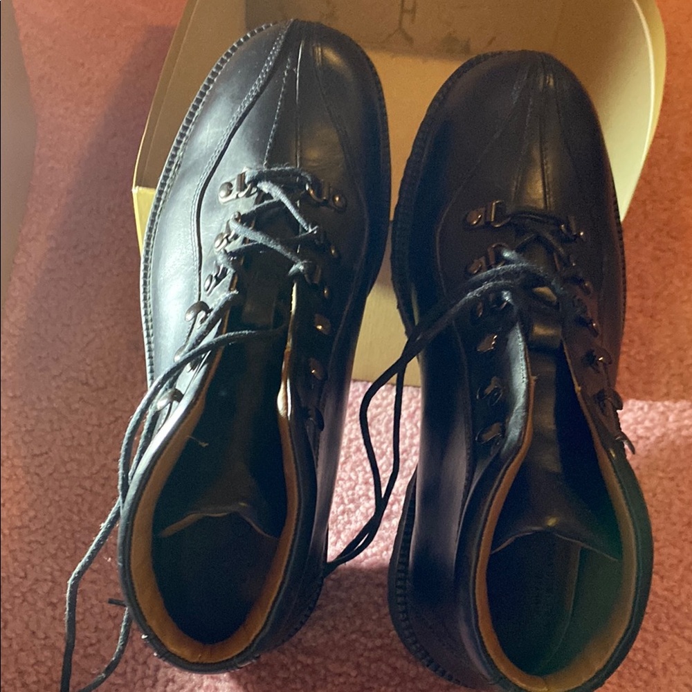 Rockport Black Boots Durable and Stylish